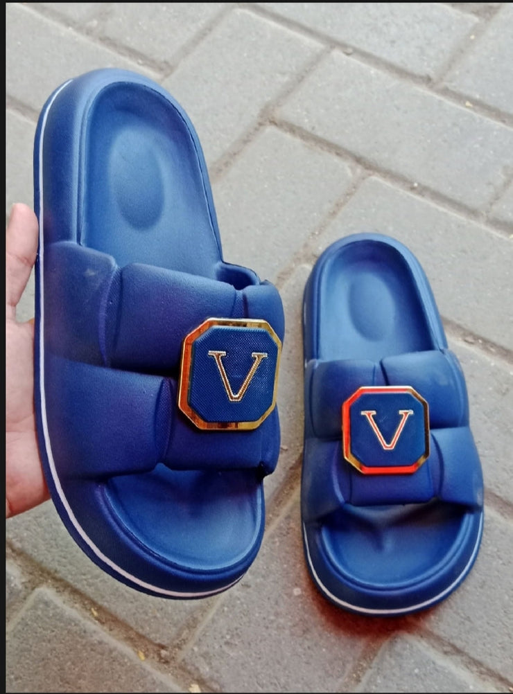 Mens lightweight foam slippers